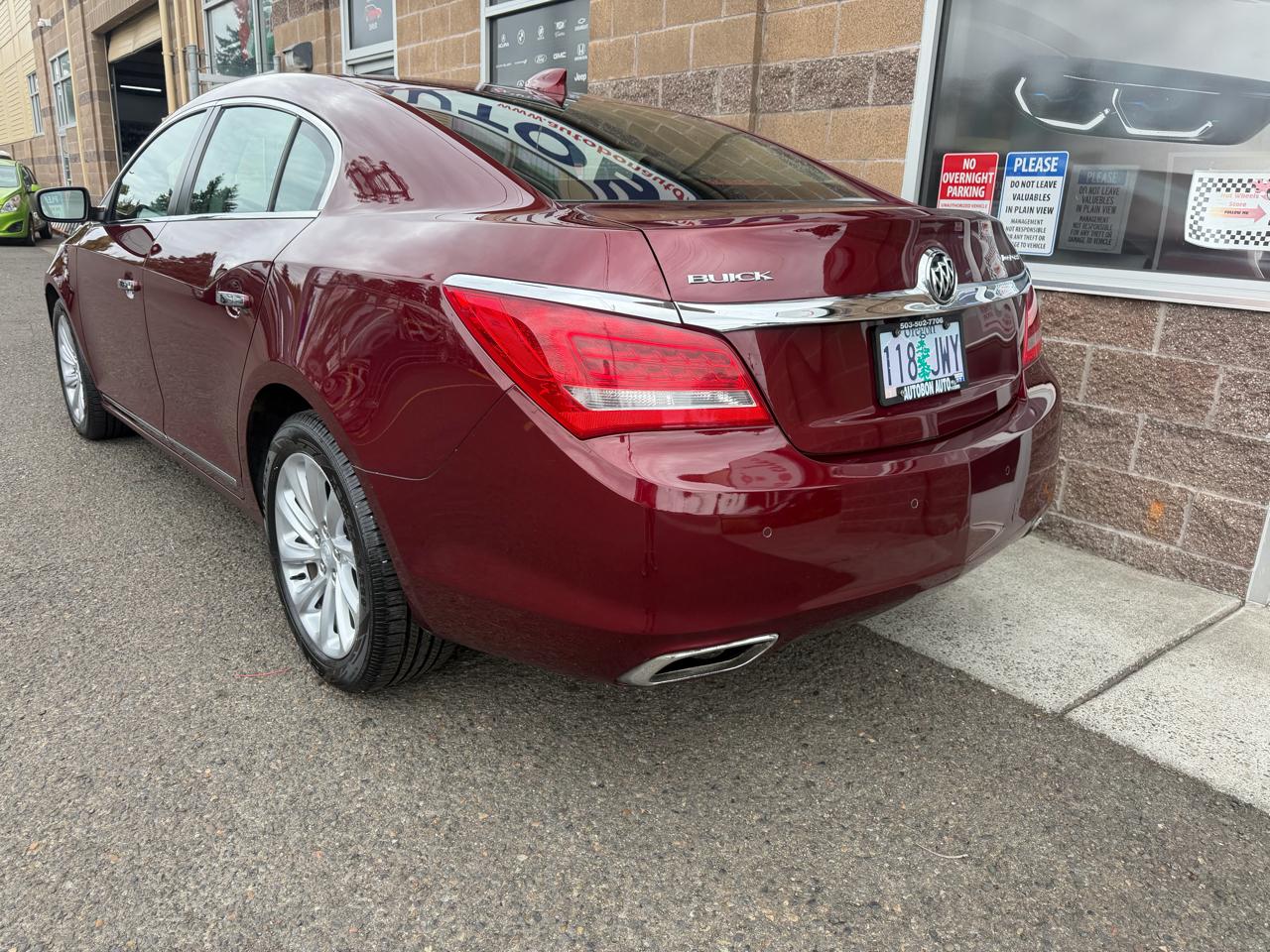 Buick LaCrosse 4dr Sdn Leather FWD 2016