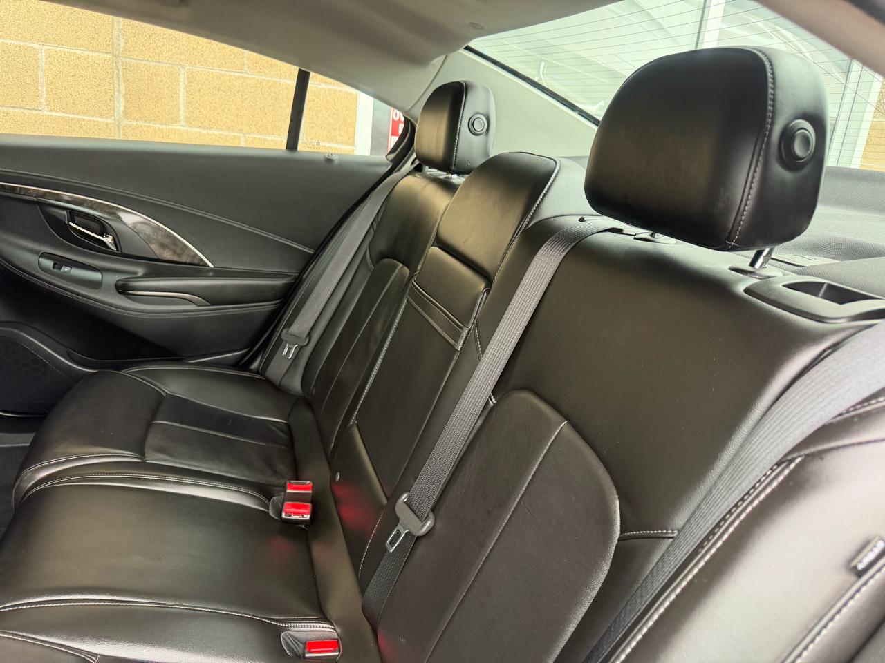 Buick LaCrosse 4dr Sdn Leather FWD 2016