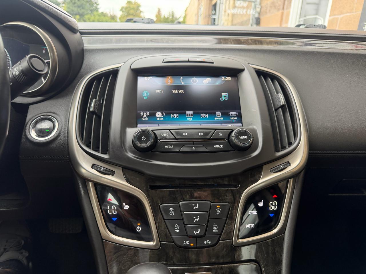 Buick LaCrosse 4dr Sdn Leather FWD 2016
