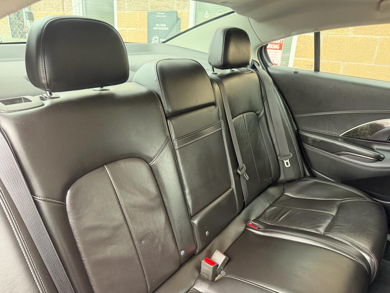 Buick LaCrosse 4dr Sdn Leather FWD 2016