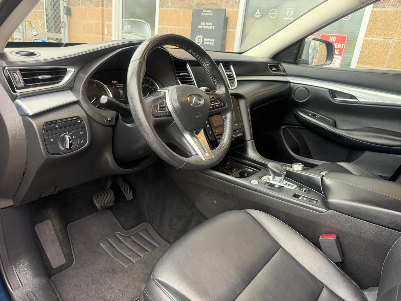 Infiniti QX50 LUXE AWD 2020