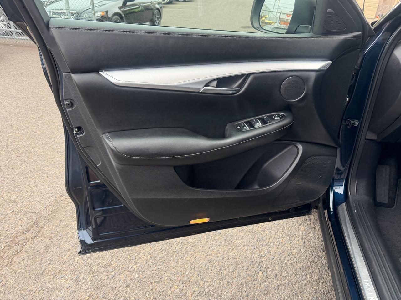 Infiniti QX50 LUXE AWD 2020