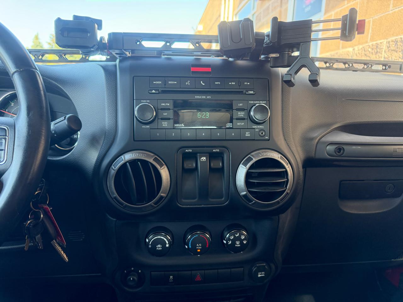 Jeep Wrangler 4WD 2dr Sport 2011
