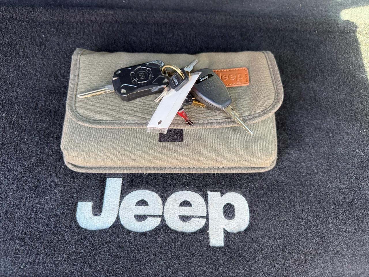 Jeep Wrangler 4WD 2dr Sport 2011