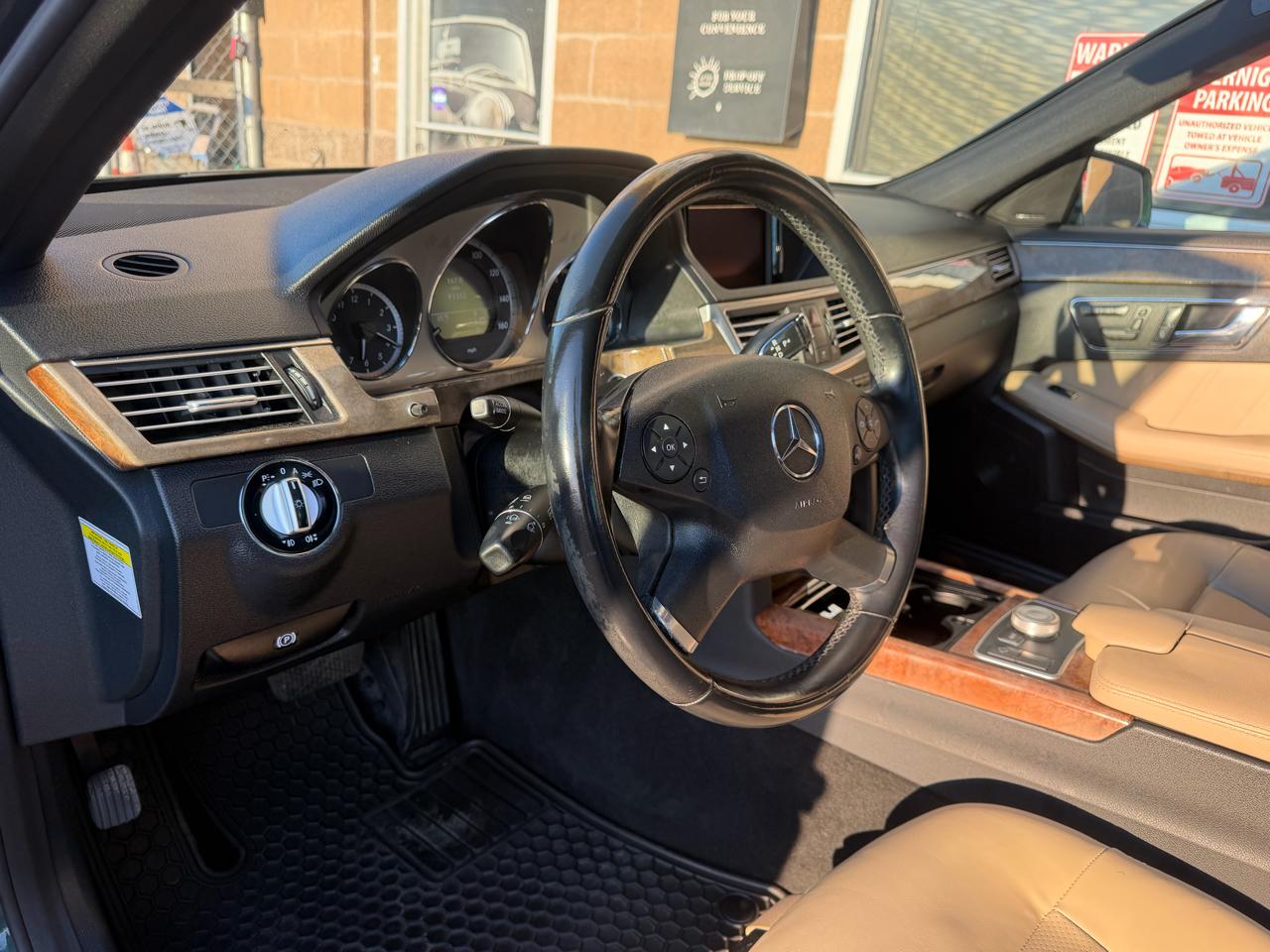 Mercedes-Benz E-Class 4dr Sdn E 350 Sport 4MATIC 2010