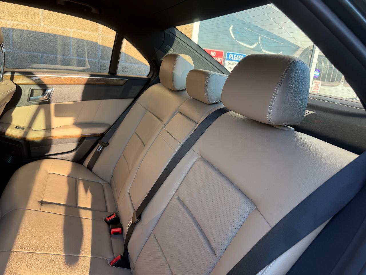 Mercedes-Benz E-Class 4dr Sdn E 350 Sport 4MATIC 2010