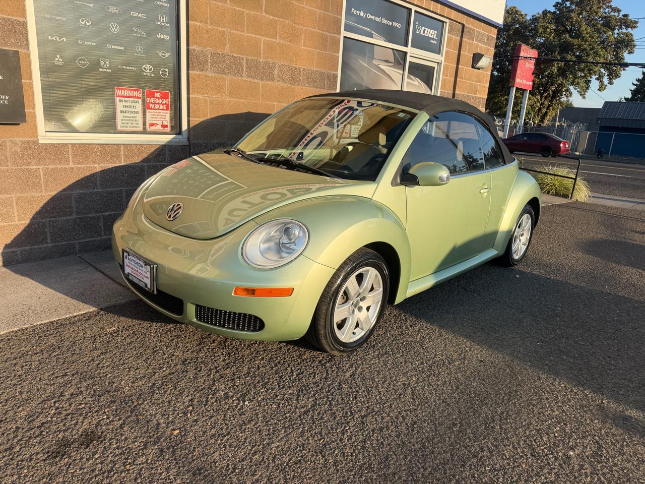 Volkswagen New Beetle Convertible 2dr Manual PZEV 2007