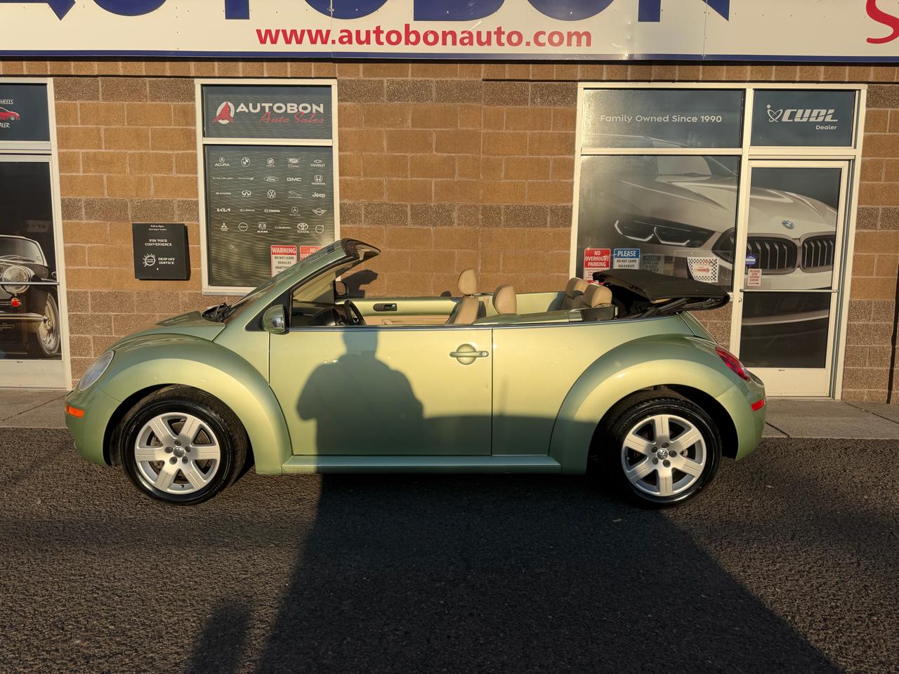 Volkswagen New Beetle Convertible 2dr Manual PZEV 2007