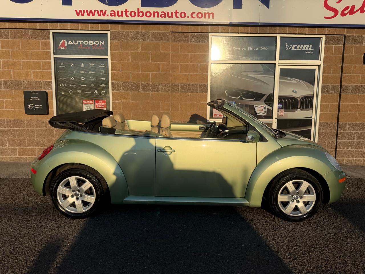Volkswagen New Beetle Convertible 2dr Manual PZEV 2007