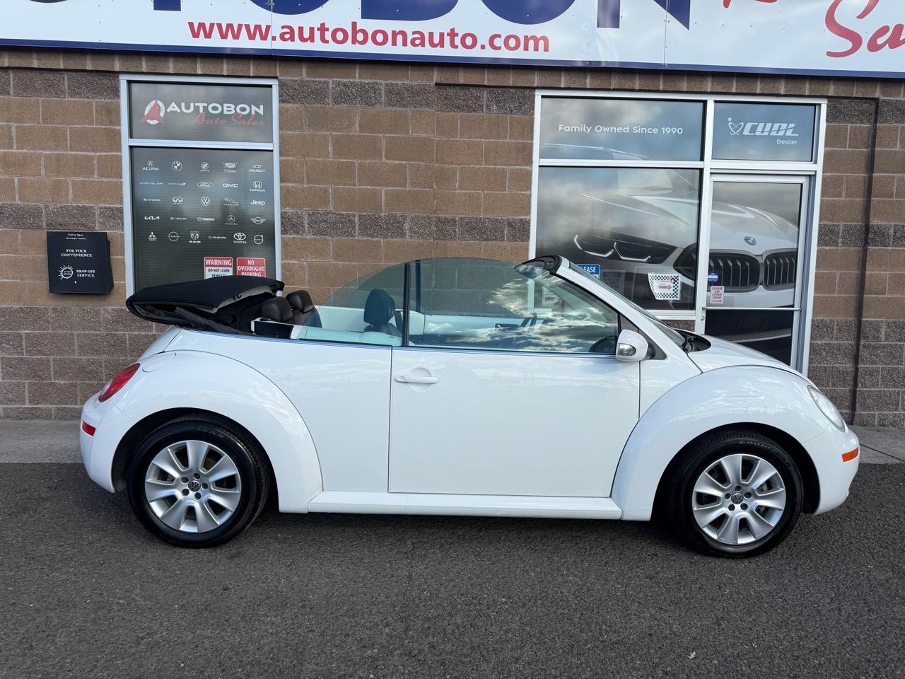 Volkswagen New Beetle Convertible 2dr Auto PZEV 2010