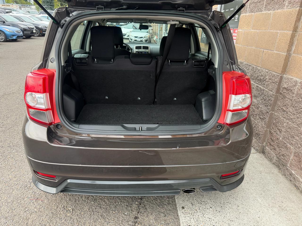 Scion xD 5dr HB Man (Natl) 2011