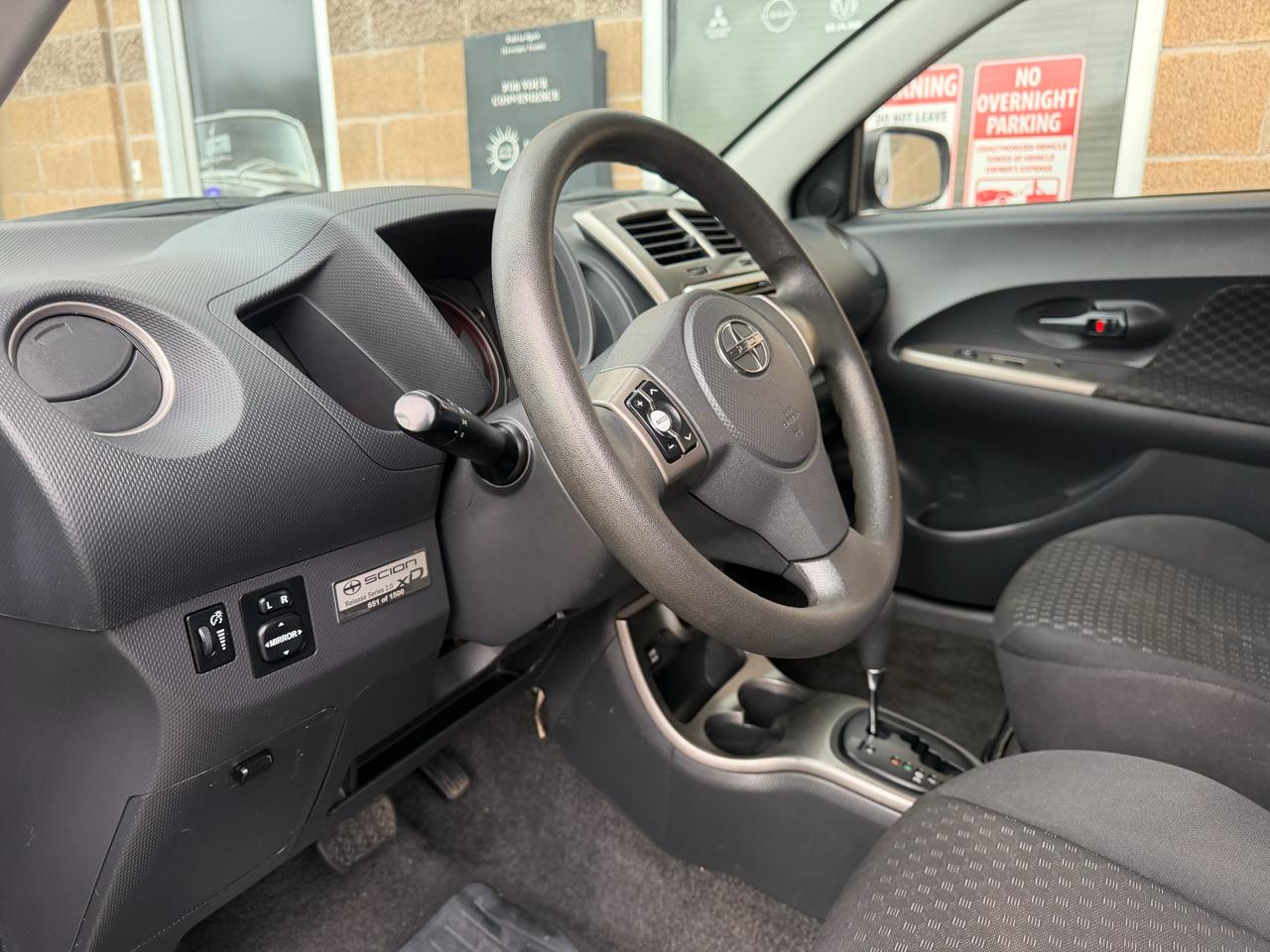 Scion xD 5dr HB Man (Natl) 2011