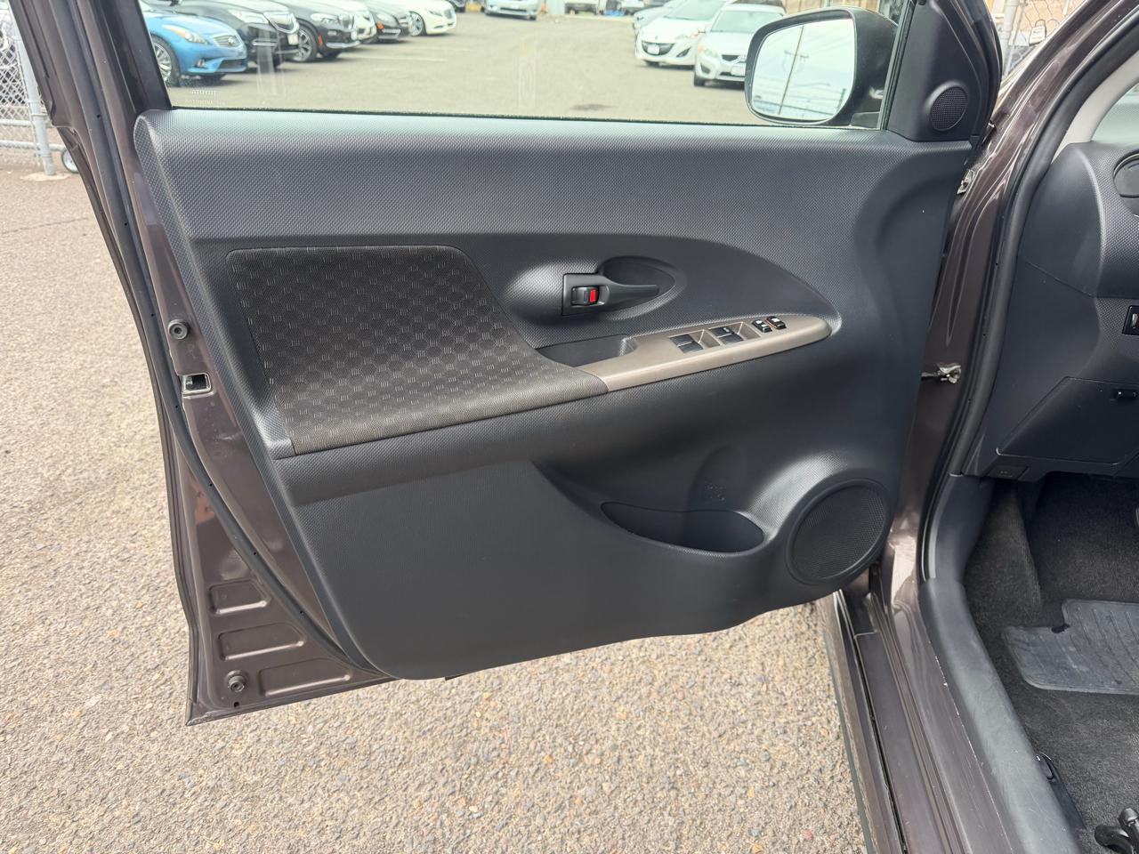 Scion xD 5dr HB Man (Natl) 2011