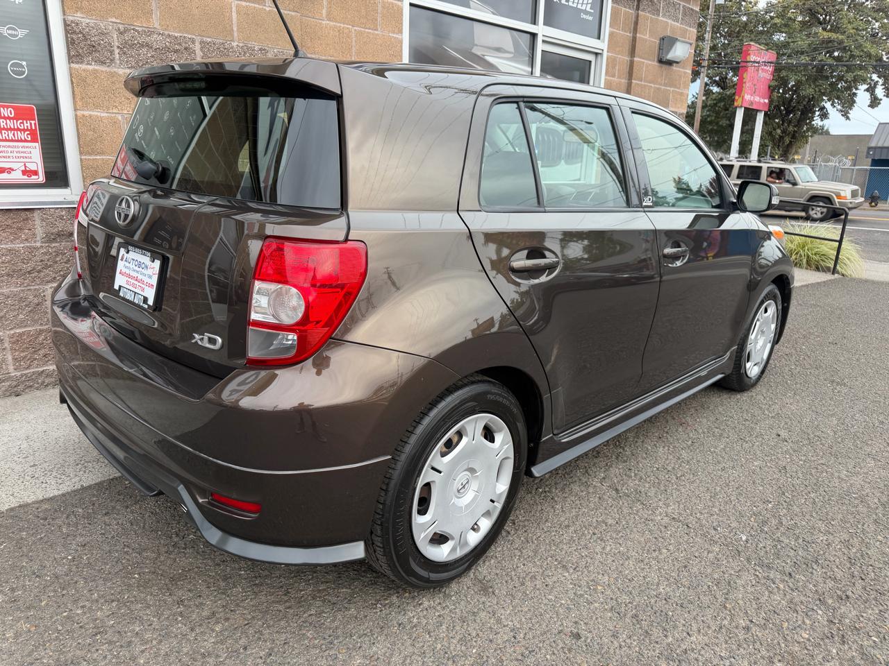 Scion xD 5dr HB Man (Natl) 2011