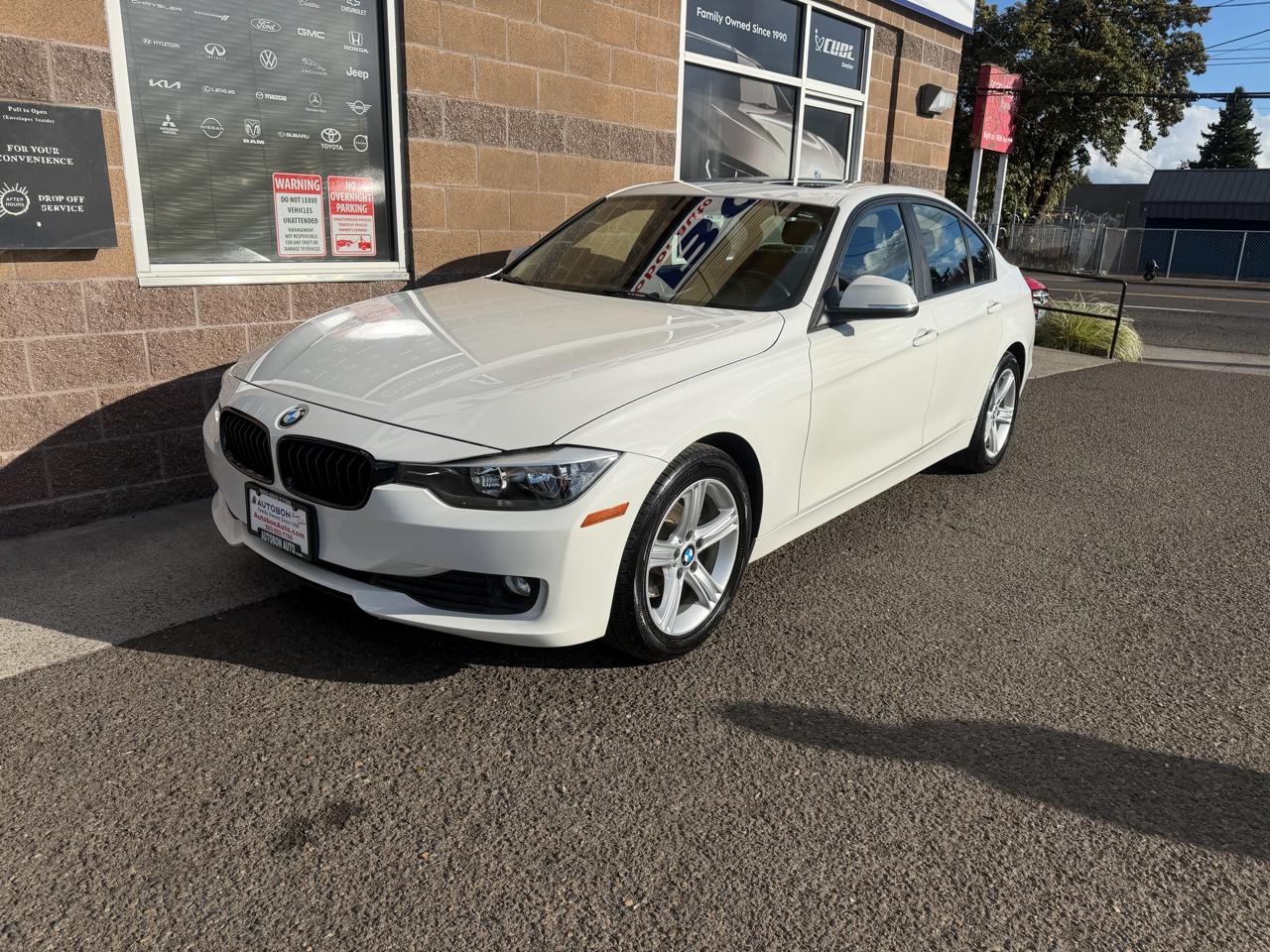 2014 BMW 3 Series 4dr Sdn 320i xDrive AWD