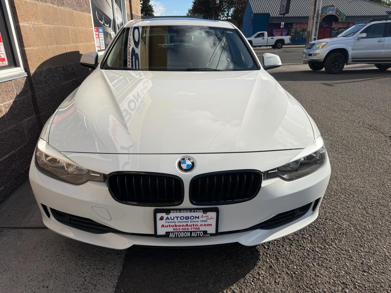 BMW 3 Series 4dr Sdn 320i xDrive AWD 2014