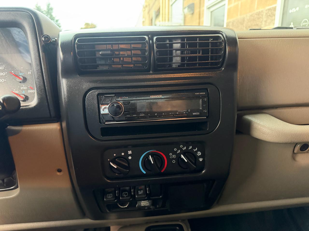 Jeep Wrangler 2dr X 2004