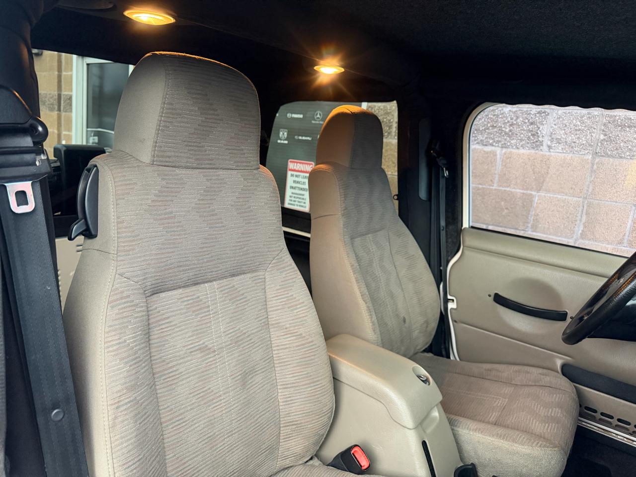 Jeep Wrangler 2dr X 2004