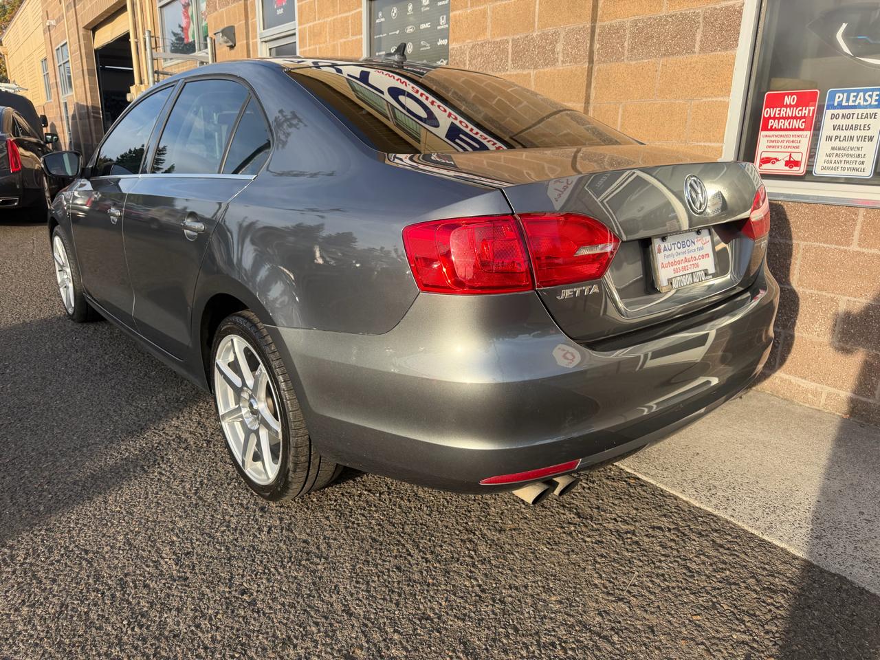 Volkswagen Jetta Sedan 4dr DSG TDI 2013