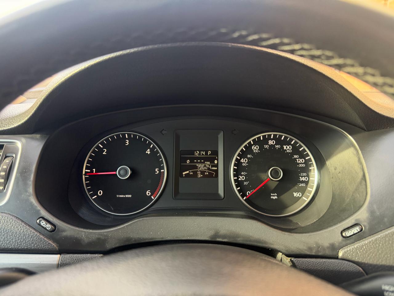 Volkswagen Jetta Sedan 4dr DSG TDI 2013