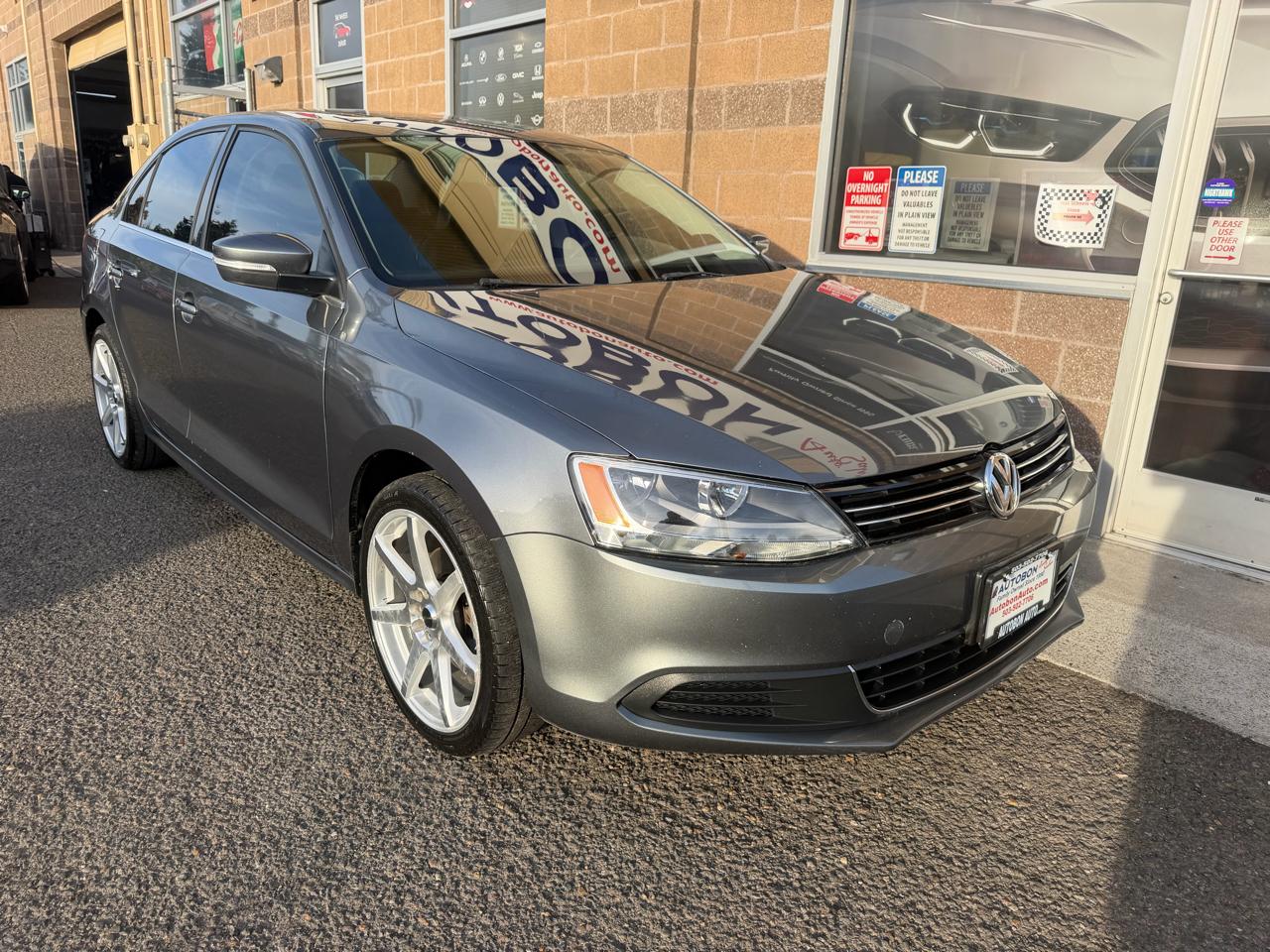 Volkswagen Jetta Sedan 4dr DSG TDI 2013