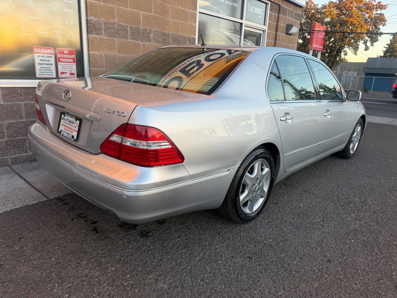 Lexus LS 430 4dr Sdn 2004