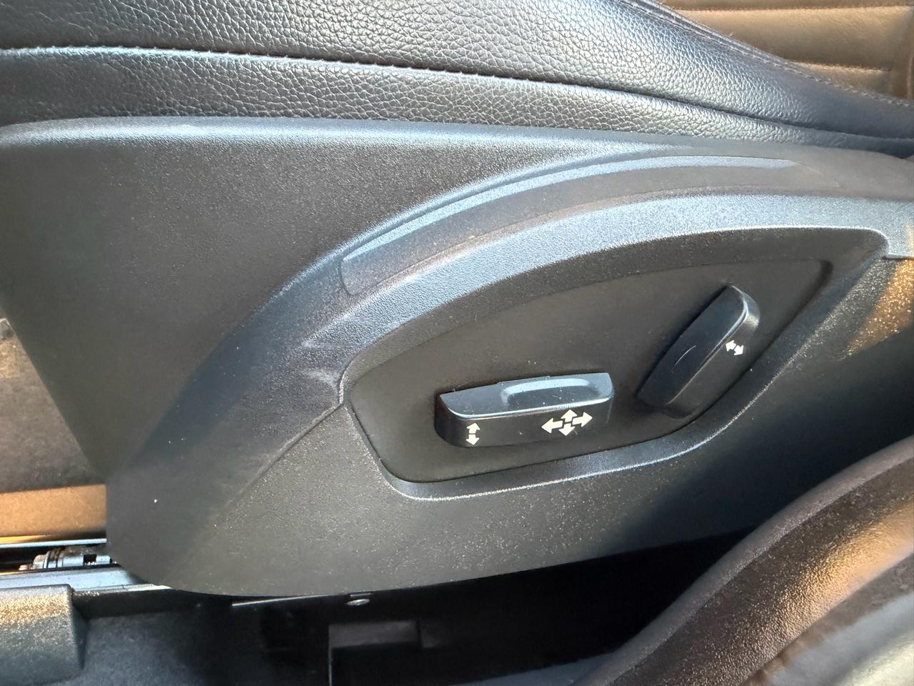Volvo V50 4dr Wgn Auto FWD 2010