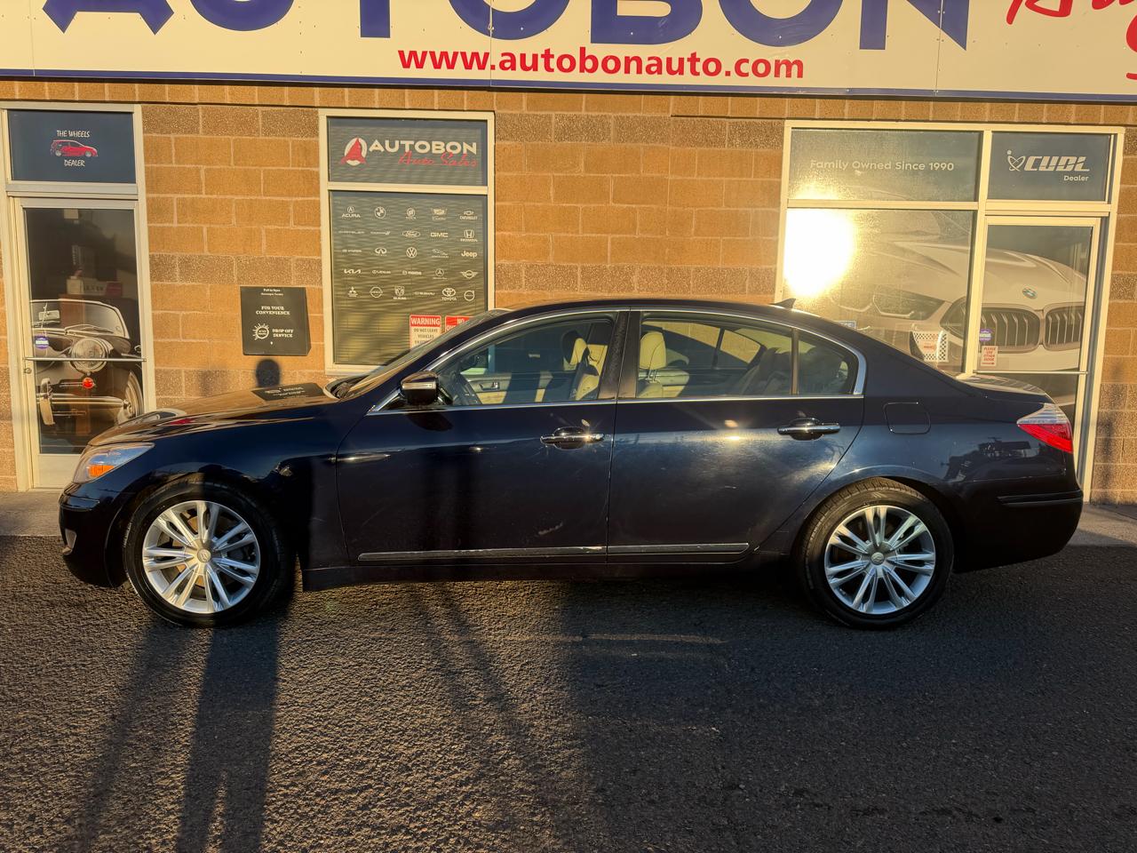 Hyundai Genesis 4dr Sdn 4.6L V8 2010