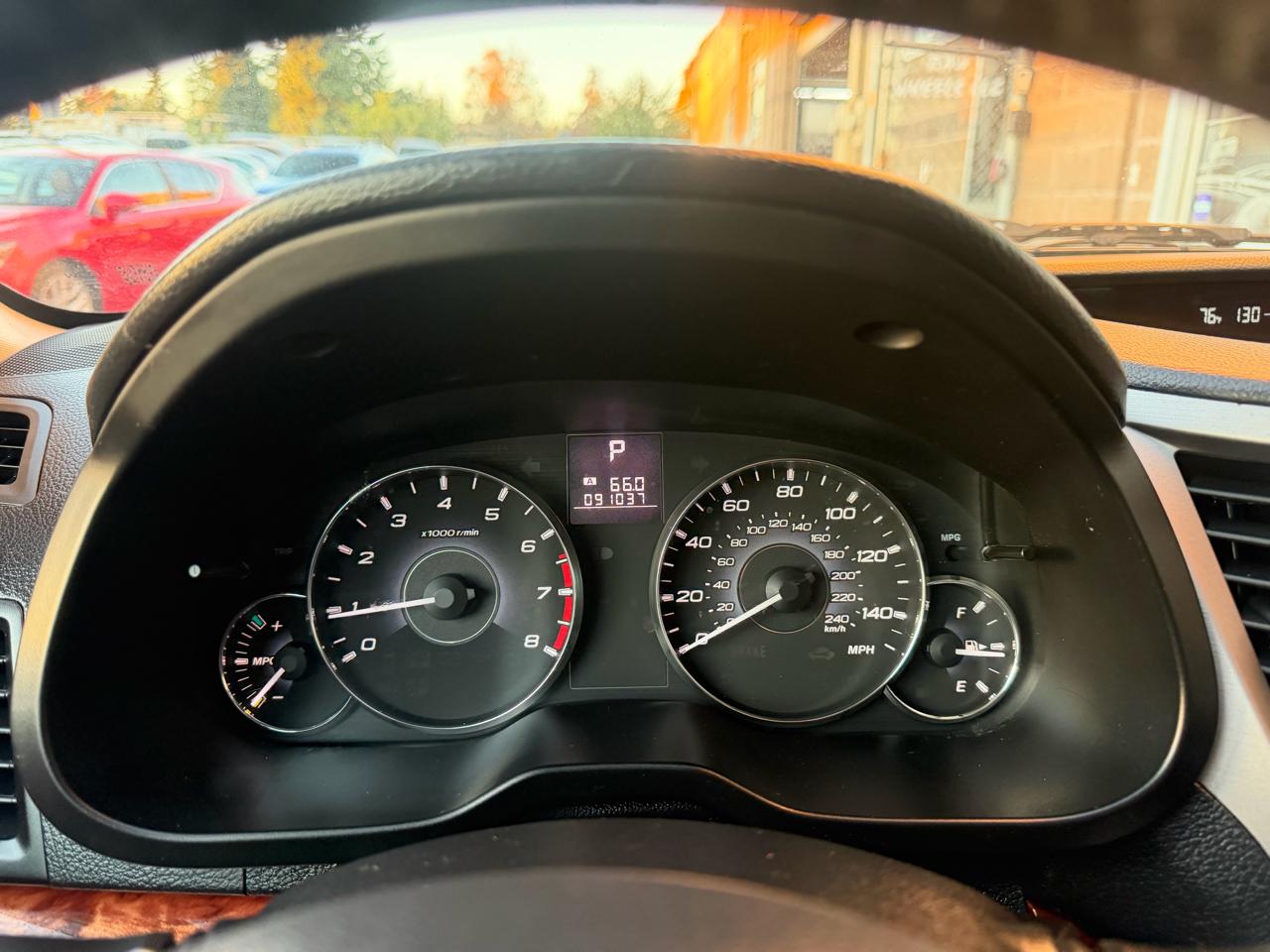 Subaru Outback 4dr Wgn H4 Auto 2.5i Limited 2012