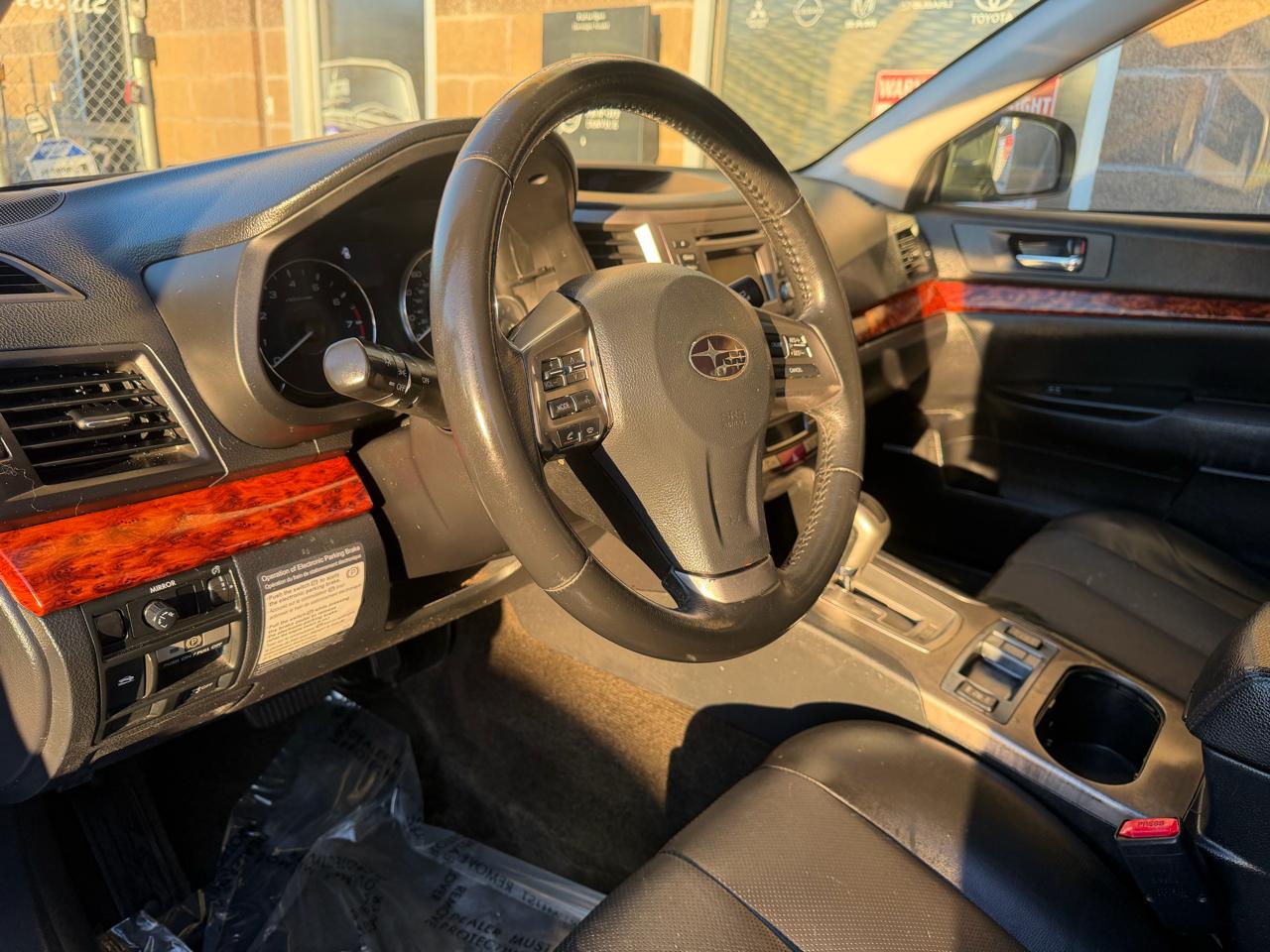 Subaru Outback 4dr Wgn H4 Auto 2.5i Limited 2012