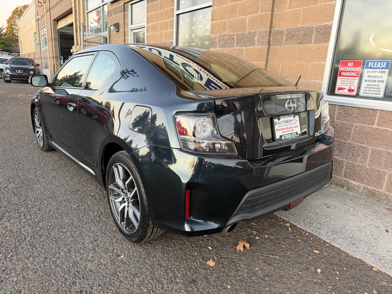 Scion tC 2dr HB Man (Natl) 2015