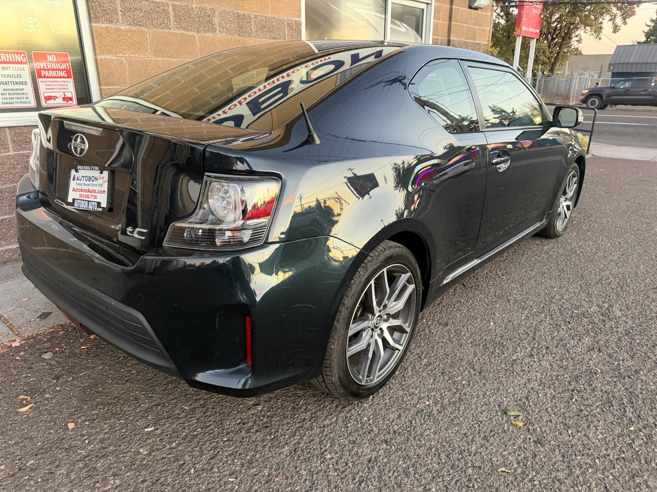 Scion tC 2dr HB Man (Natl) 2015
