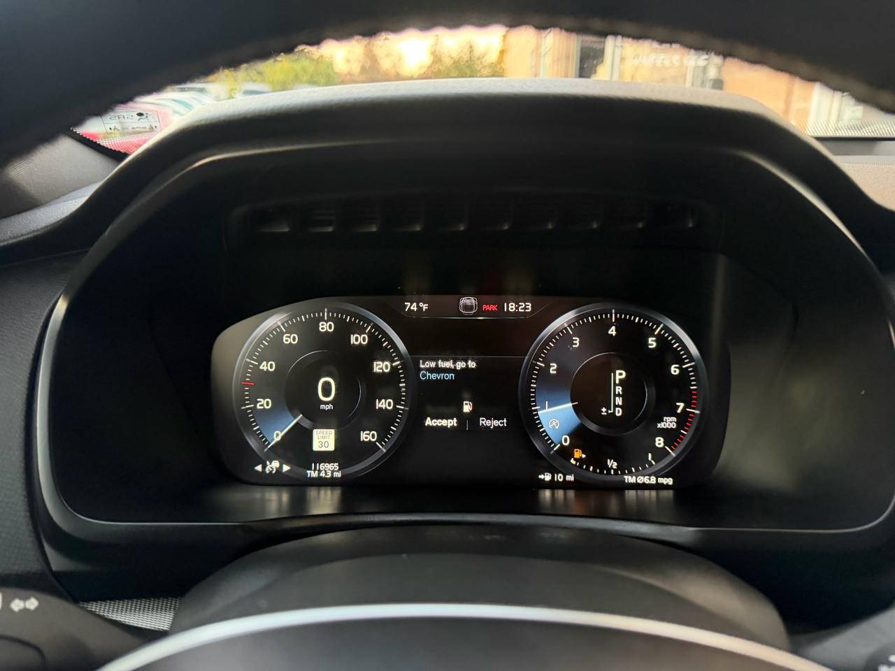 Volvo XC90 T6 AWD 7-Passenger R-Design 2018