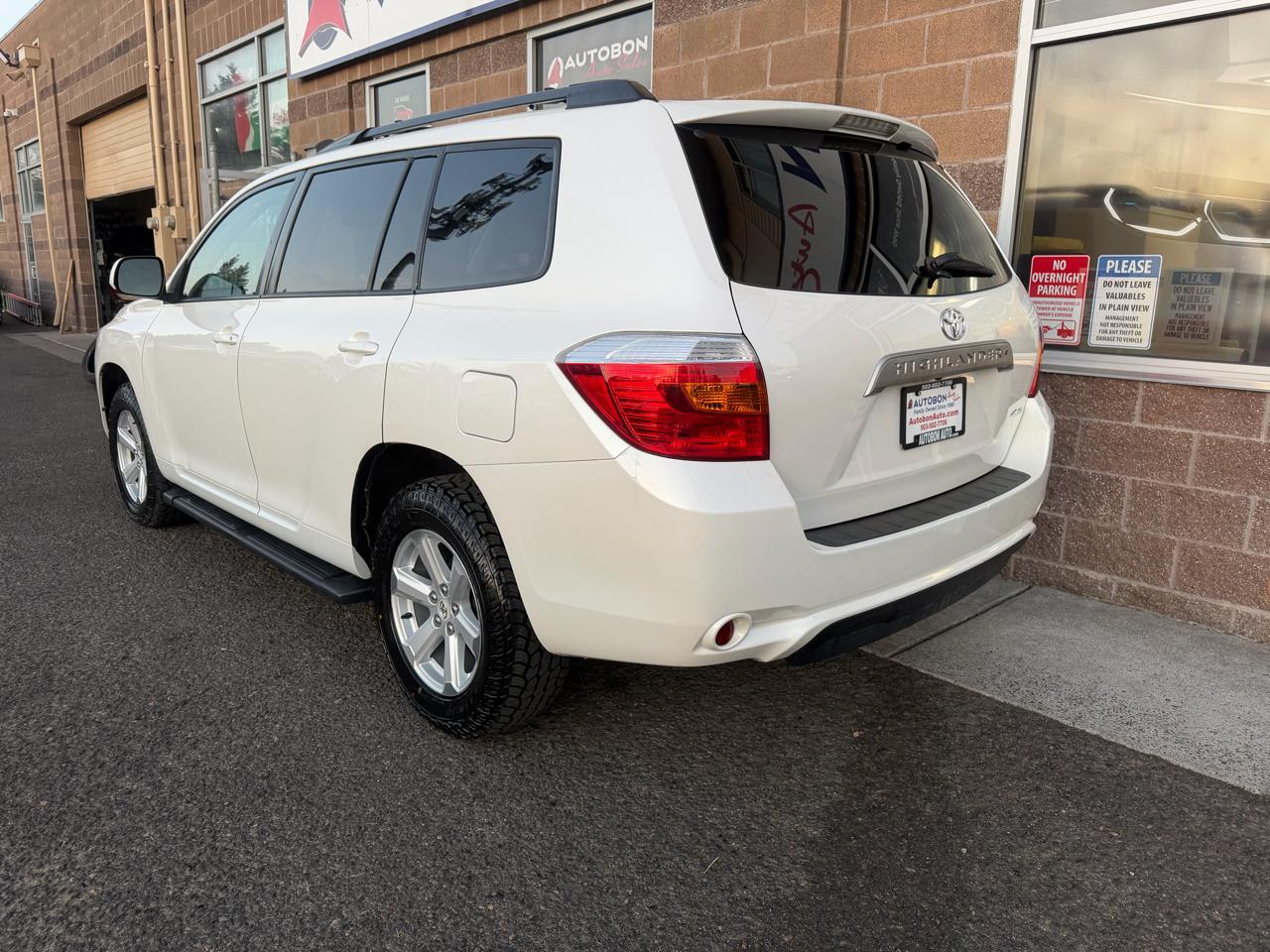 Toyota Highlander 4WD 4dr V6 SE (Natl) 2010