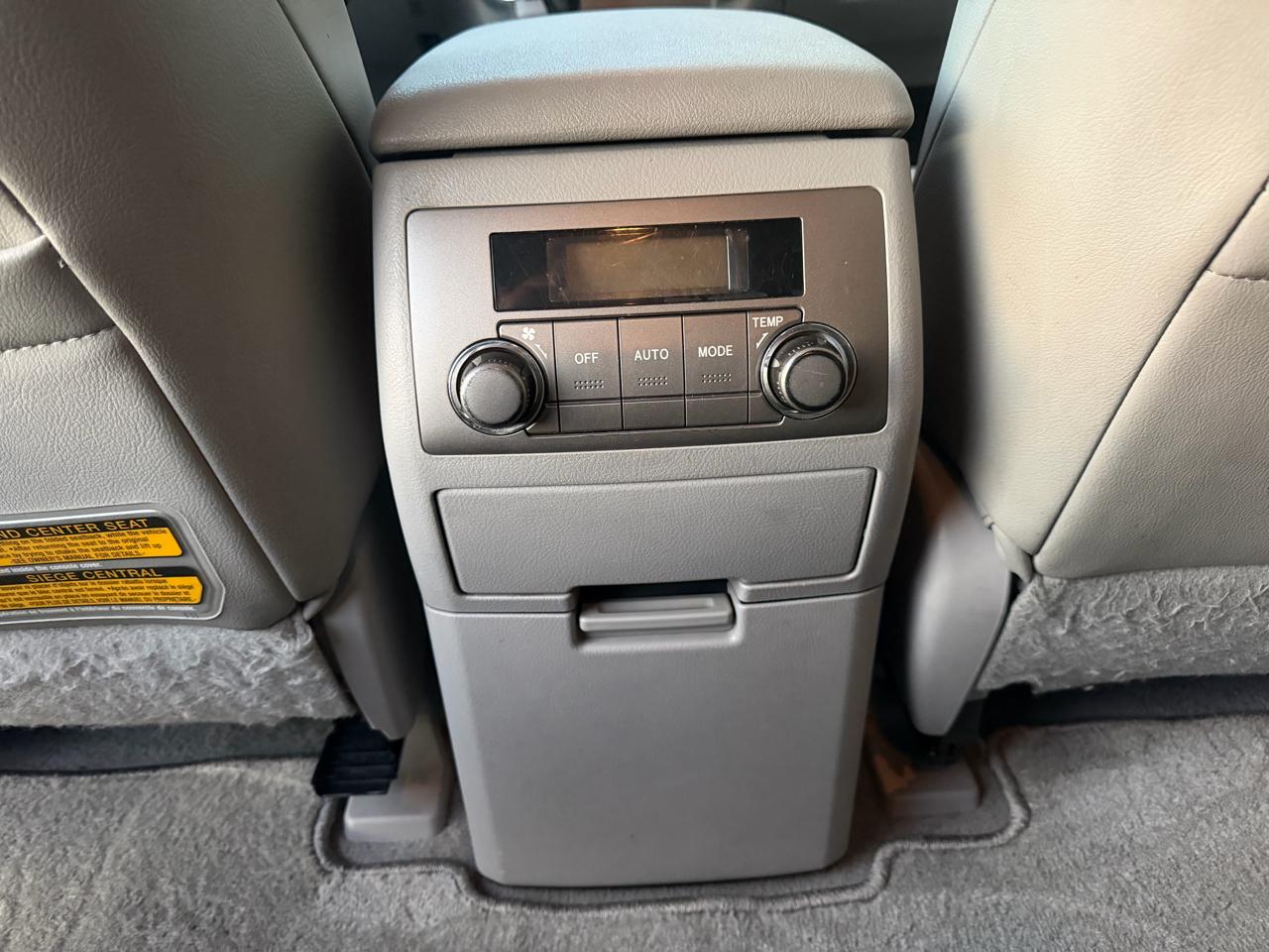 Toyota Highlander 4WD 4dr V6 SE (Natl) 2010