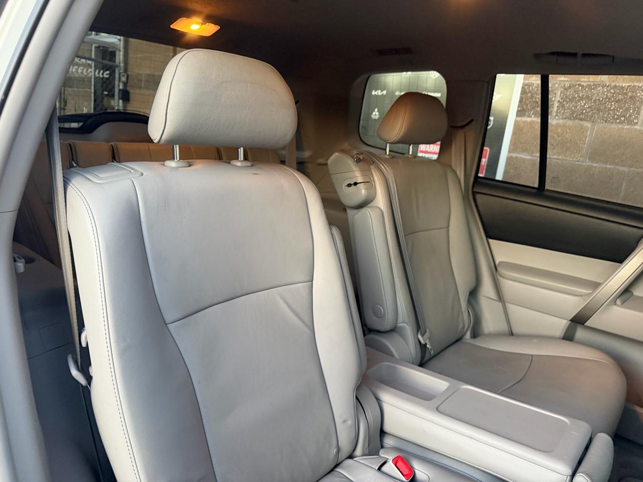 Toyota Highlander 4WD 4dr V6 SE (Natl) 2010