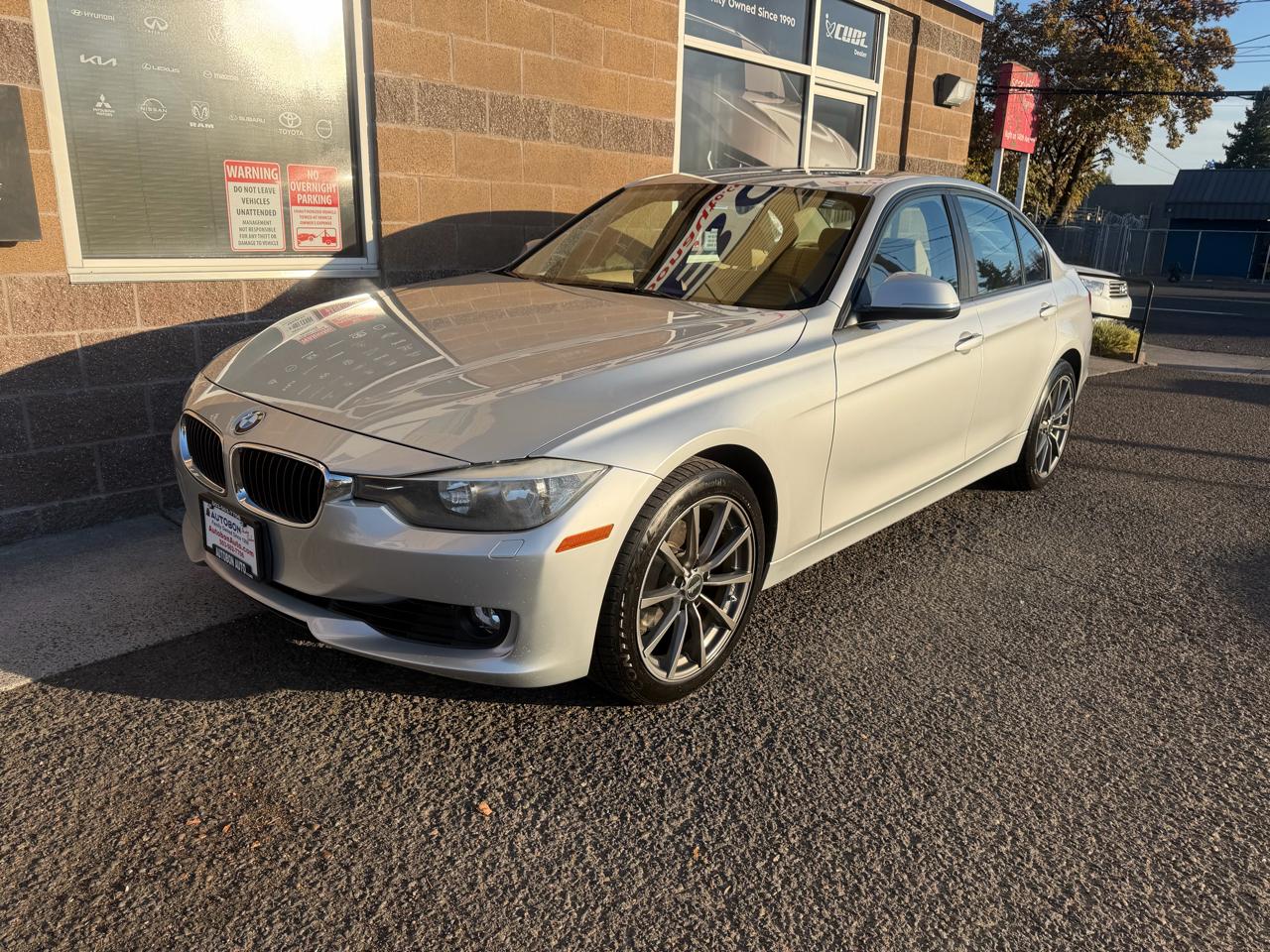 2013 BMW 3 Series 4dr Sdn 328i xDrive AWD SULEV