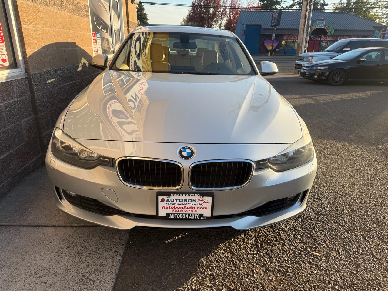 BMW 3 Series 4dr Sdn 328i xDrive AWD SULEV 2013