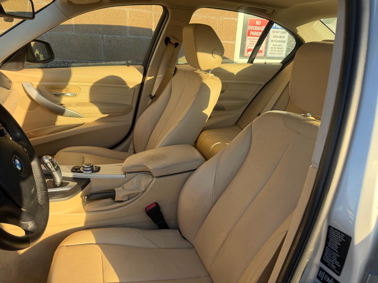 BMW 3 Series 4dr Sdn 328i xDrive AWD SULEV 2013