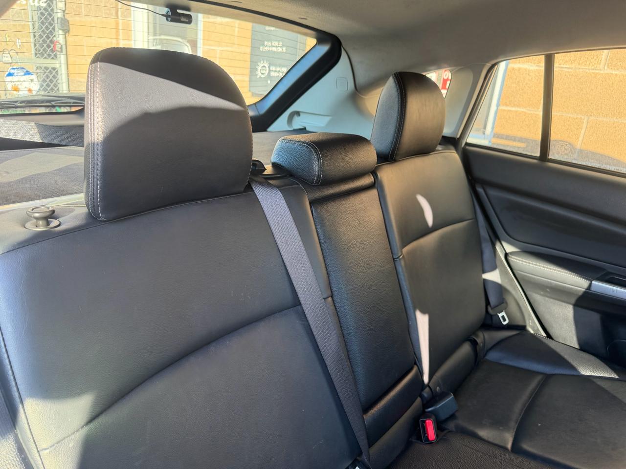 Subaru Impreza Wagon 5dr CVT 2.0i Sport Limited 2015
