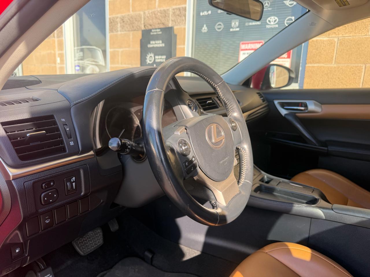 Lexus CT 200h 5dr Sdn Hybrid 2014