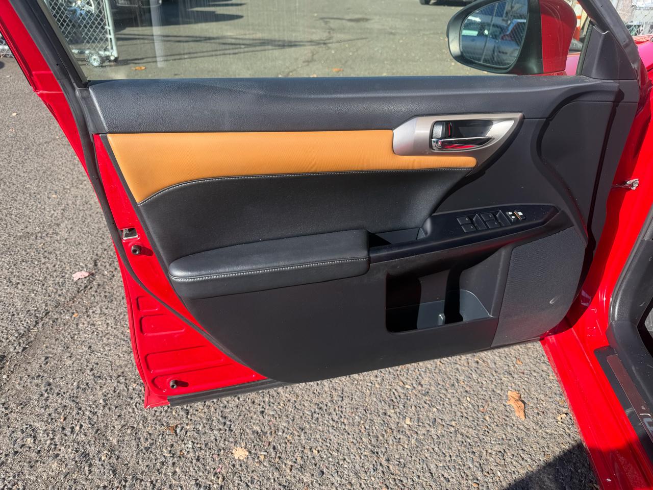 Lexus CT 200h 5dr Sdn Hybrid 2014