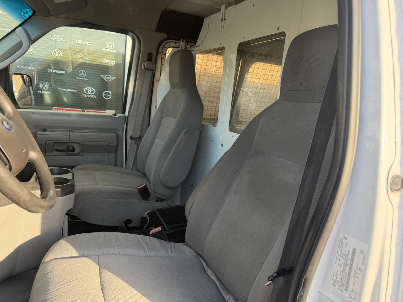 Ford Econoline Cargo Van E-350 Super Duty Ext Recreational 2014