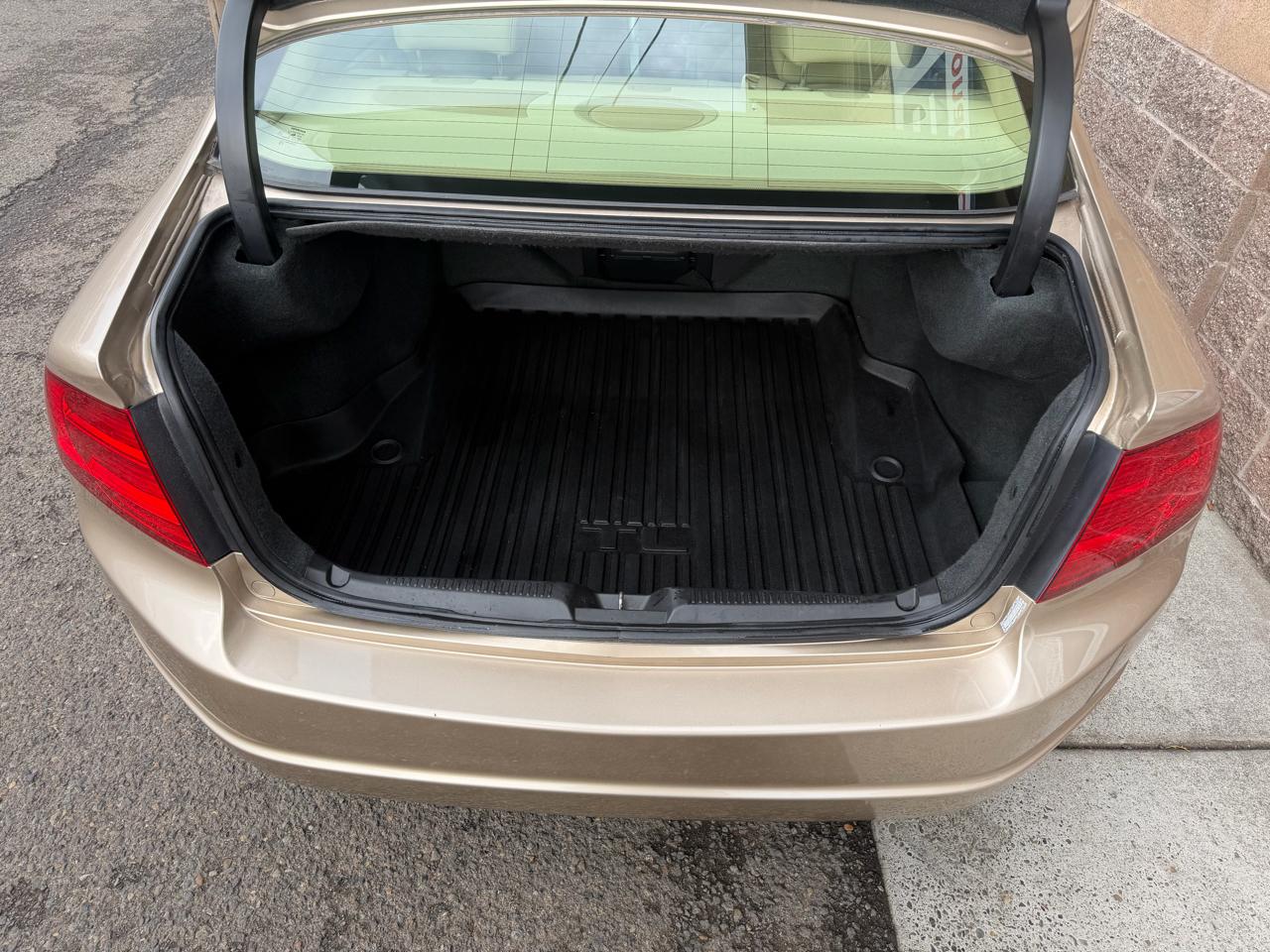 Acura TL 4dr Sdn AT 2006