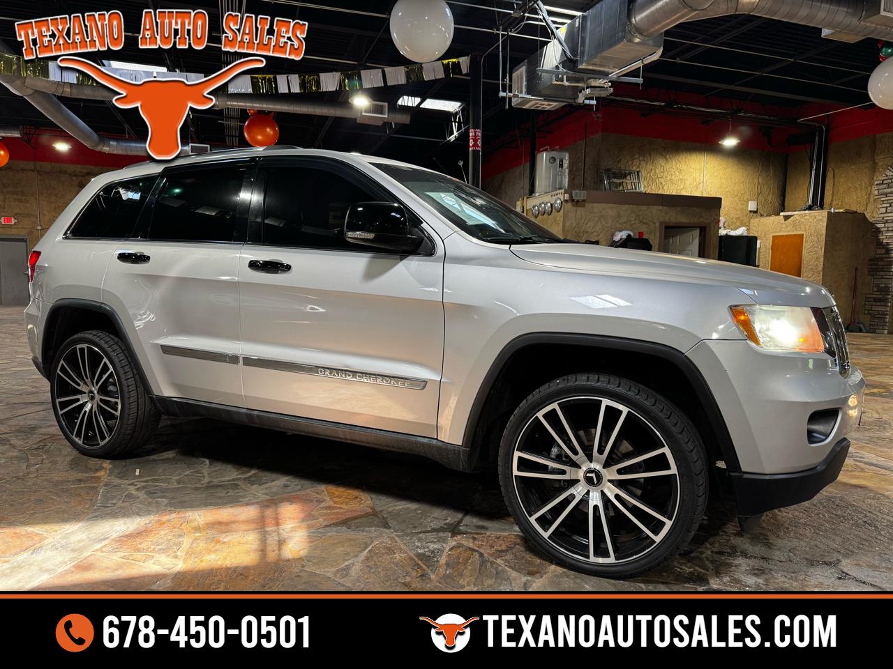 2013 Jeep Grand Cherokee Overland's photo