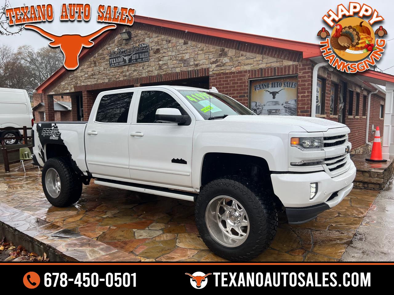 2017 Chevrolet Silverado 1500 4WD Crew Cab 143.5" High Country