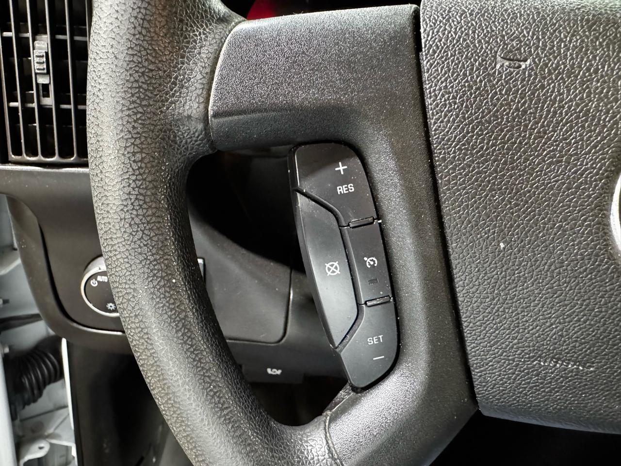 Chevrolet Express Cargo Van RWD 2500 135" 2018