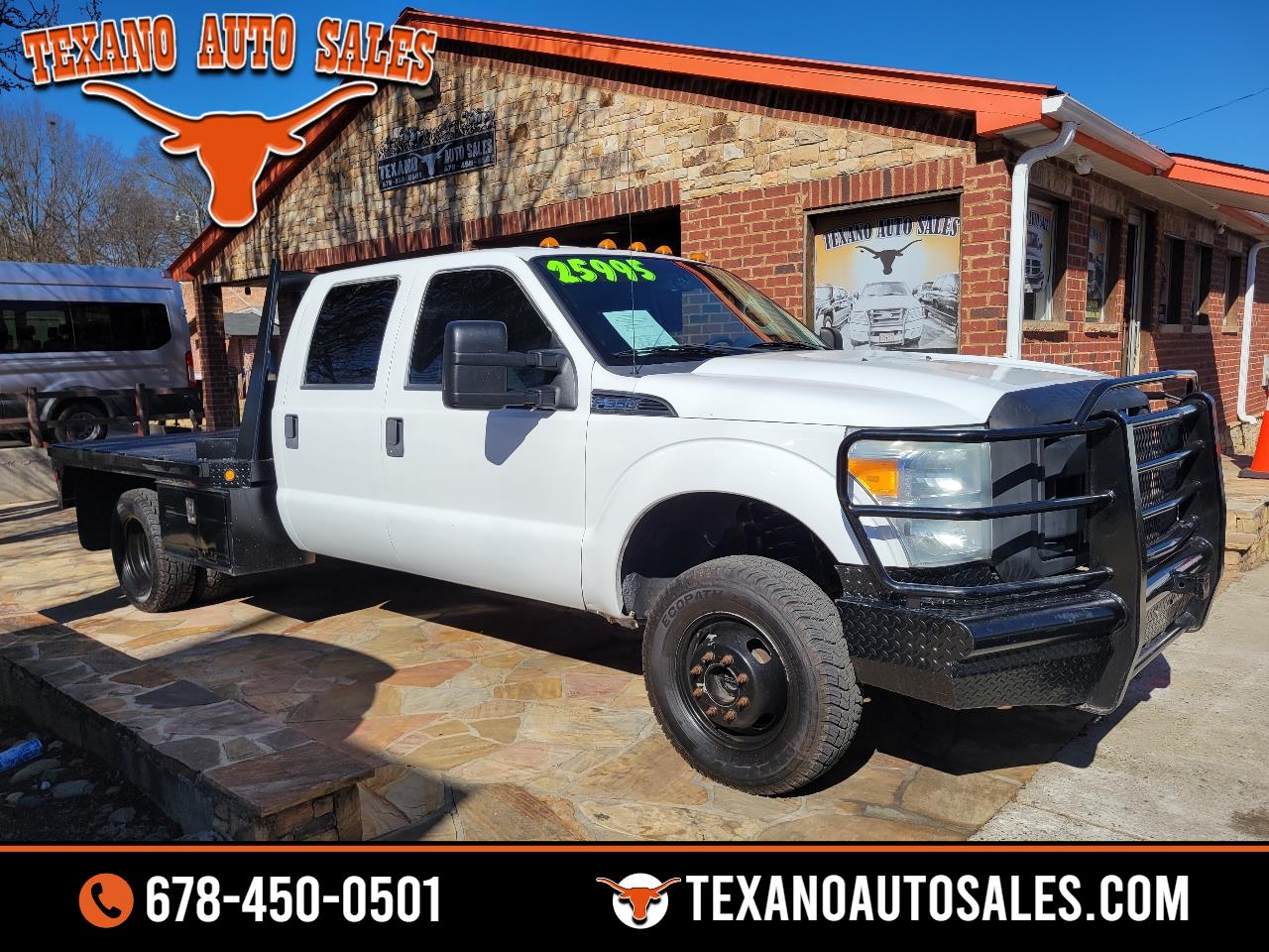 2015 Ford Super Duty F-350 DRW 4WD Crew Cab 176" WB 60" CA XLT