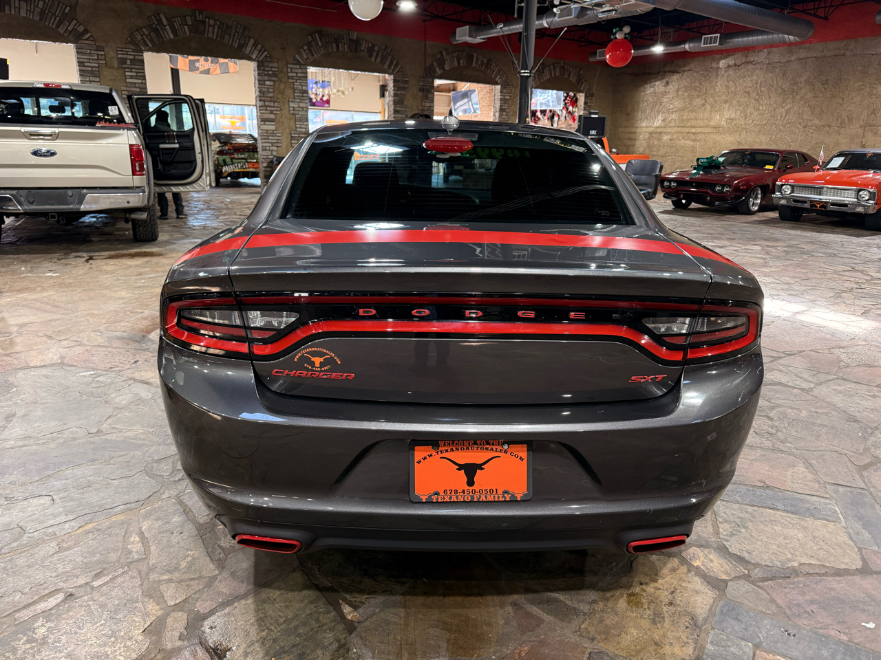 Dodge Charger SXT RWD 2017