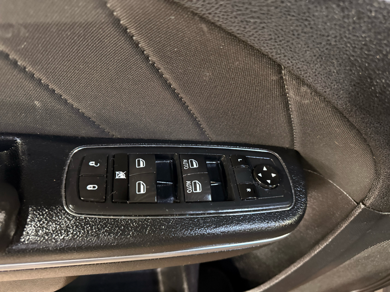 Dodge Charger SXT RWD 2017